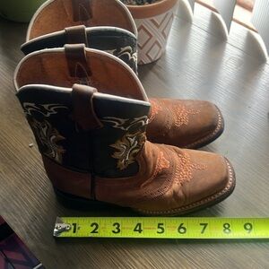 Boys cowboy boots